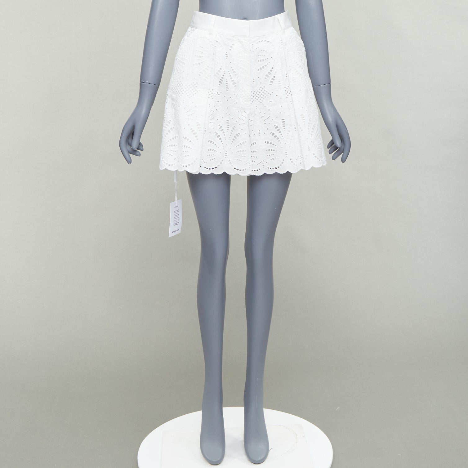 Self-portrait Floral Anglais Shorts - Image 11