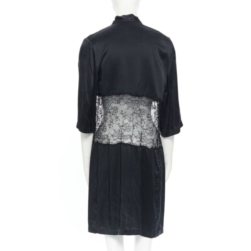 Unsigned / متعددة Black Lace Kimono Robe - Detail 2