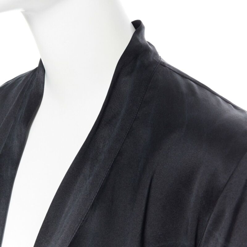 Unsigned / متعددة Black Lace Kimono Robe - Image 11