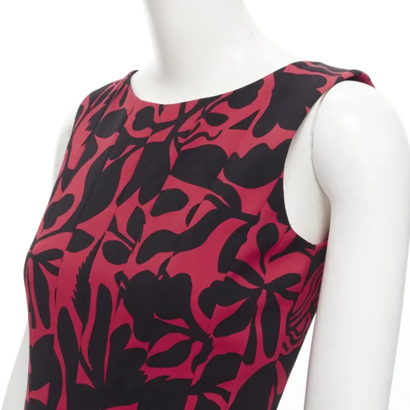 Oscar De La Renta Panelled Flared Dress Red Polyester Very good - Back View