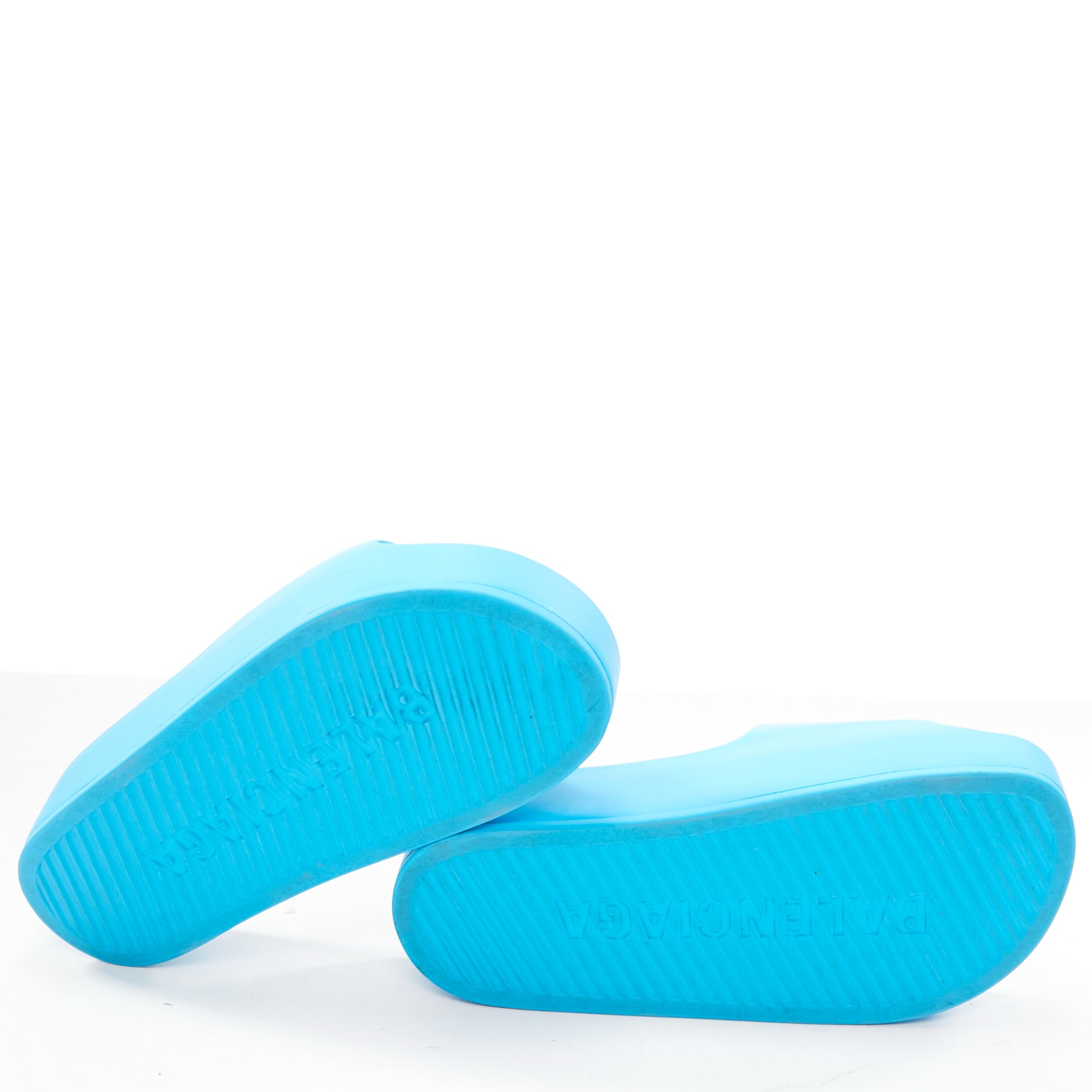 Balenciaga Mono - Image 13