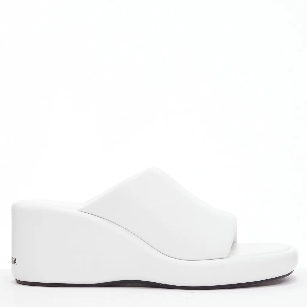 Balenciaga Rise White Leather Good - Front View