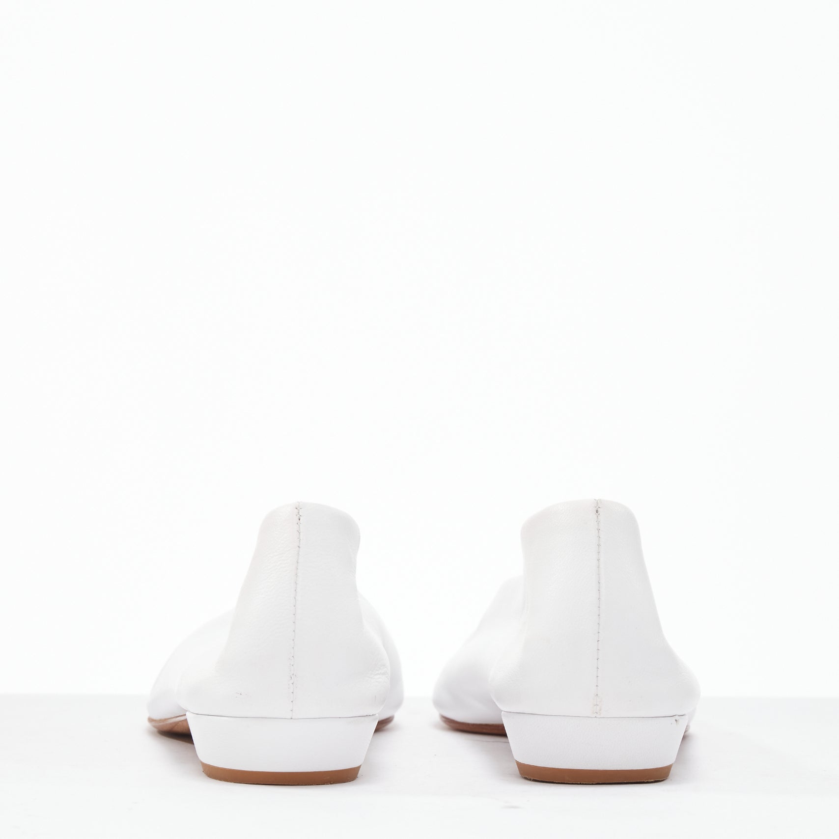 Bottega Veneta Almond - Side view