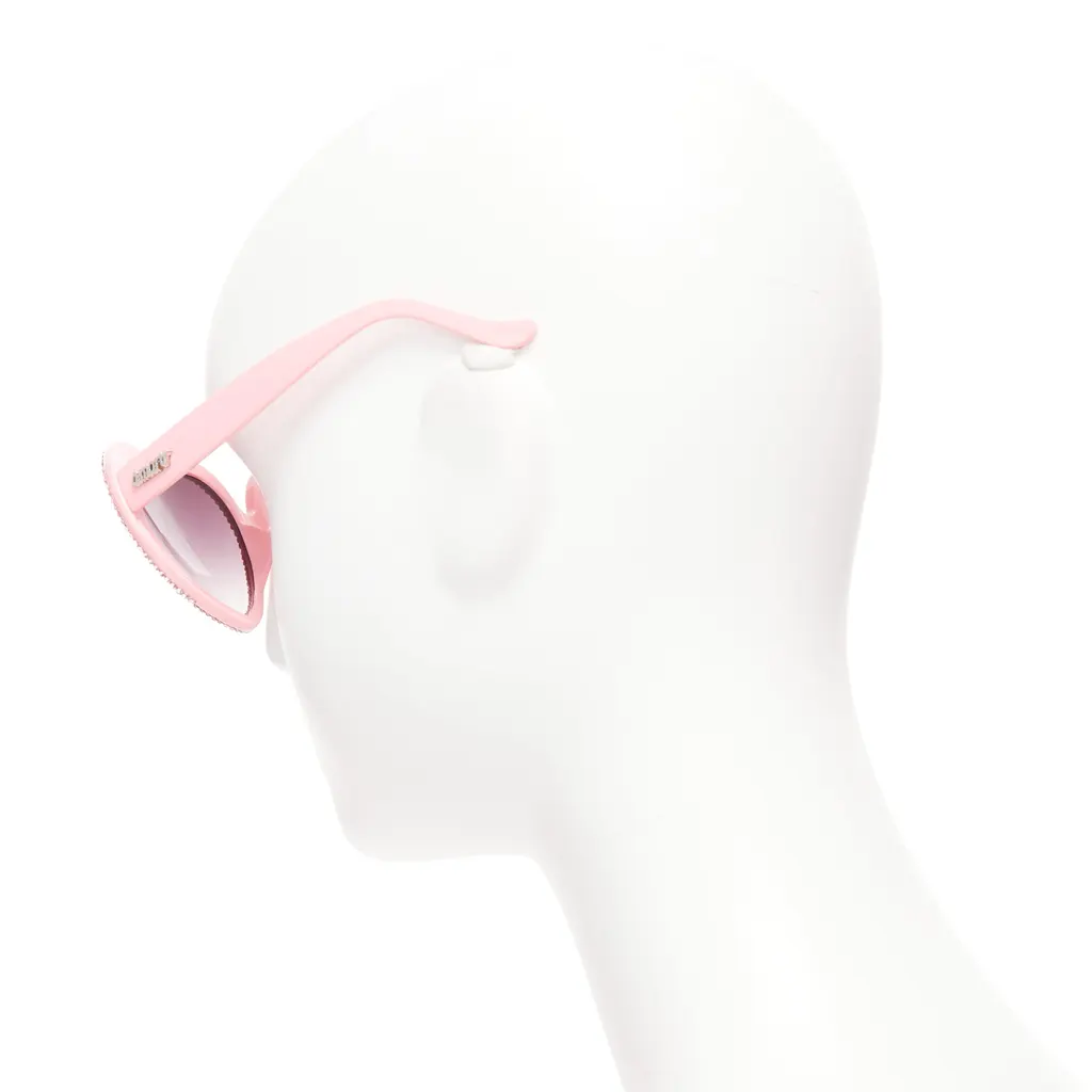 A-morir Crystal Heart Sunglasses Pink Plastic Never worn - Box View