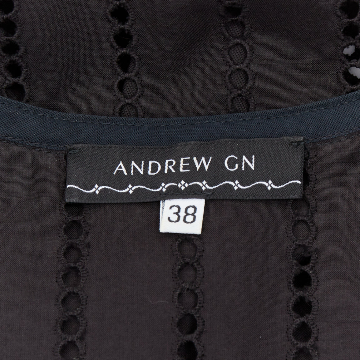 Andrew Gn Eyelet Lace Top - Image 10