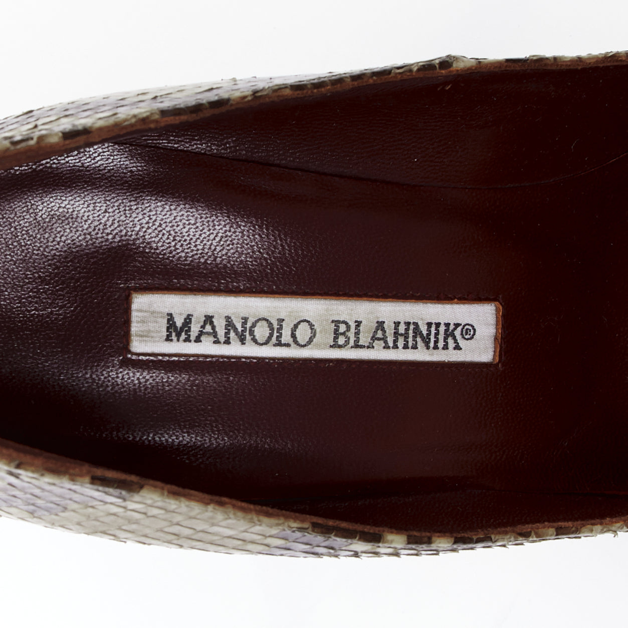 Manolo Blahnik Rose Applique Pumps - Image 11
