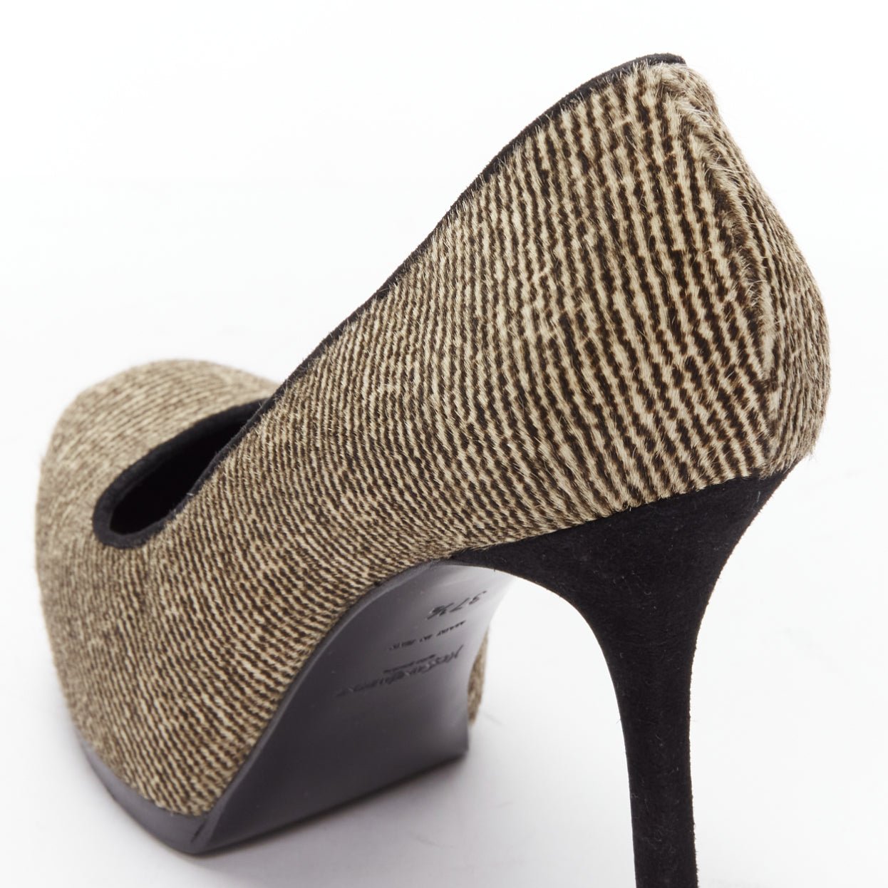 Yves Saint Laurent Tribtoo - Image 12