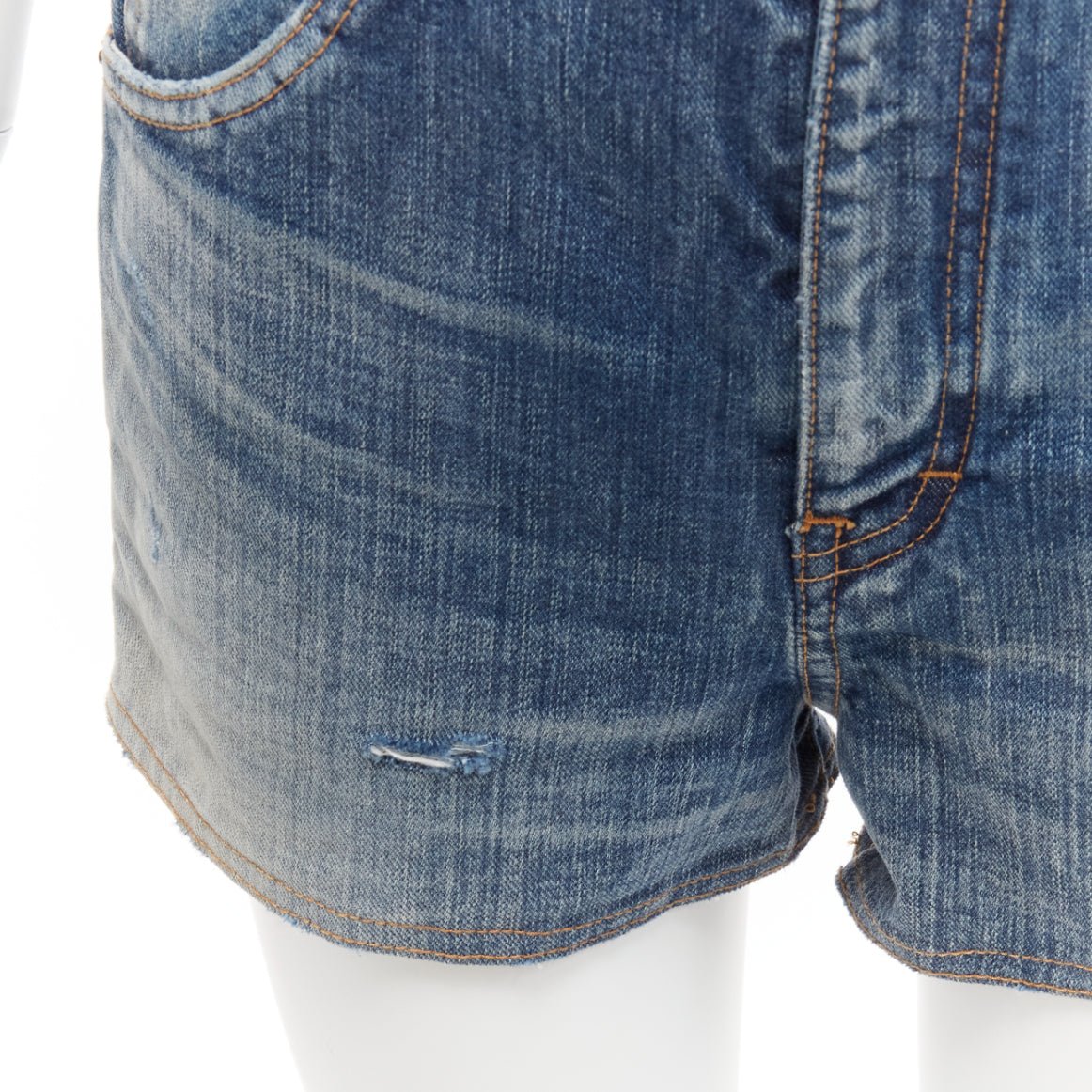 Saint Laurent Padded Wide Shorts - Detail 2