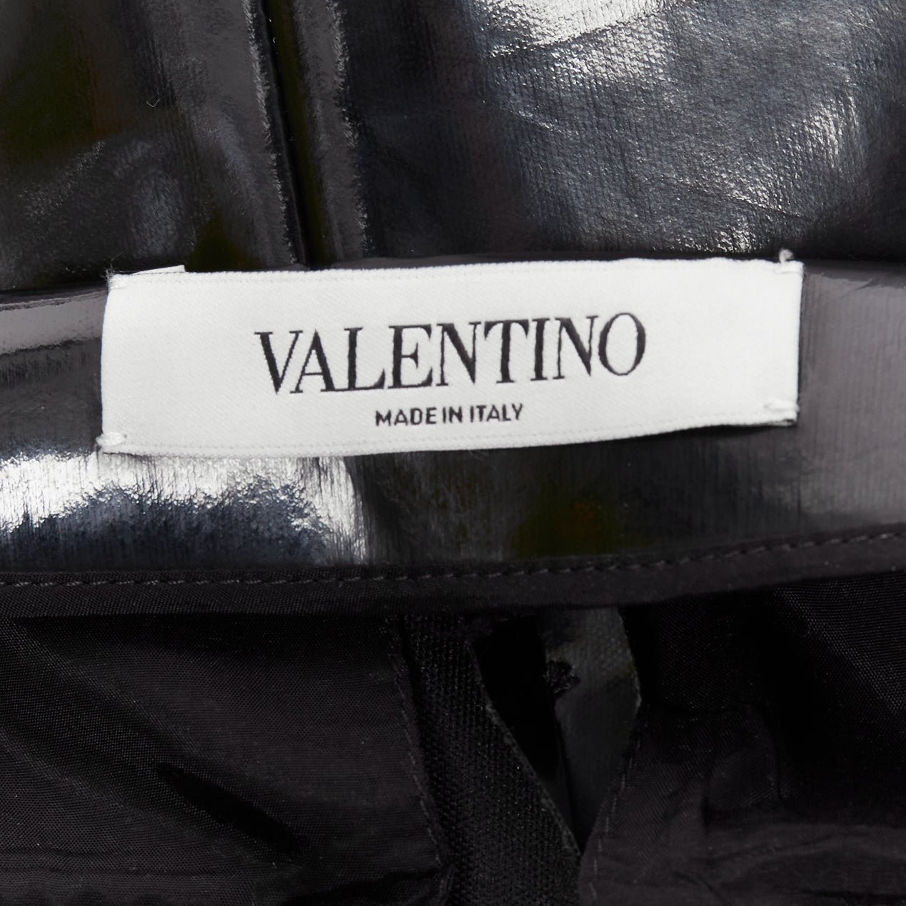 Valentino Garavani Vinyl Pleat Pants - Image 10