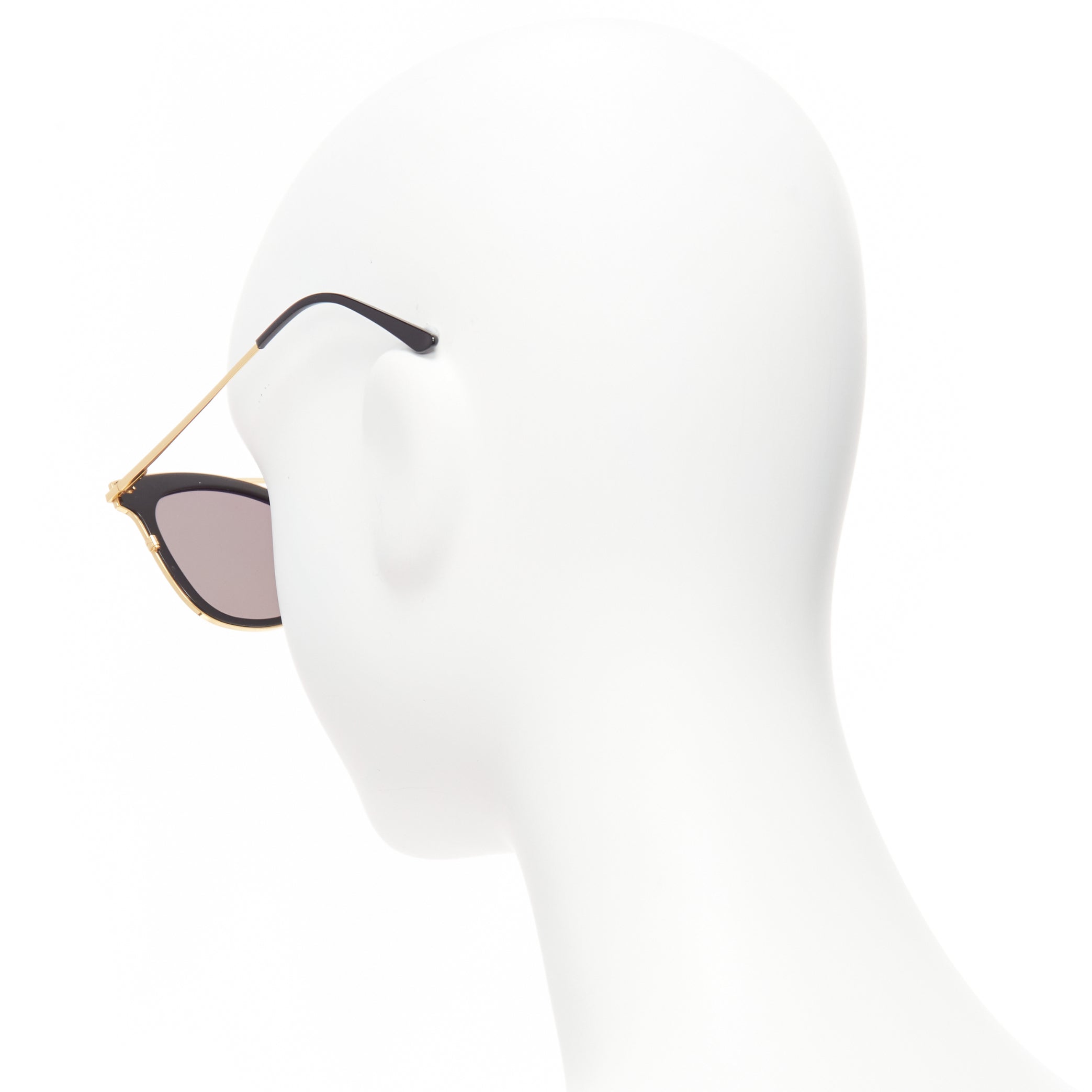 Gentle Monster Moon cuts - Detail 1