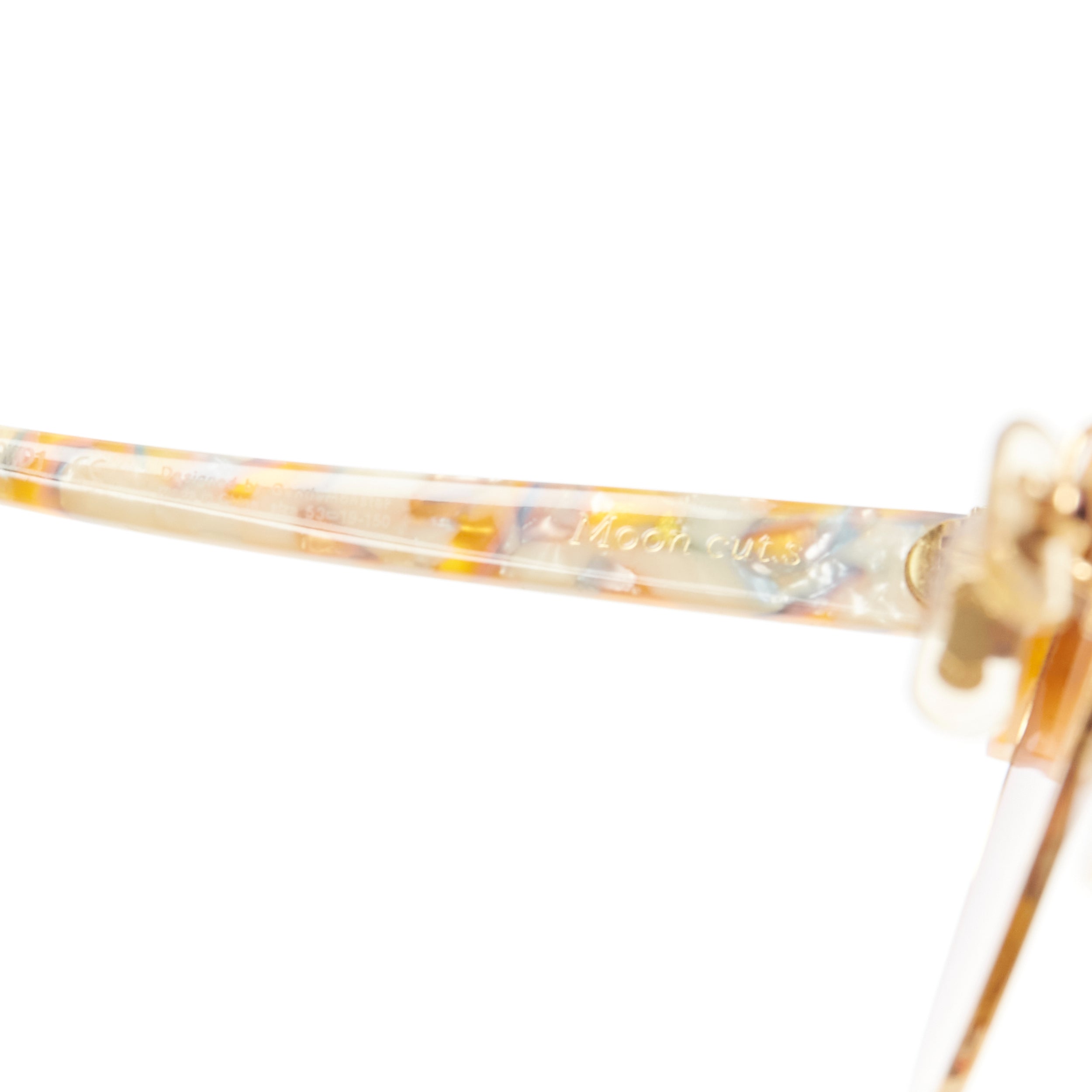 Gentle Monster Reflective Cateye Glasses - Image 10