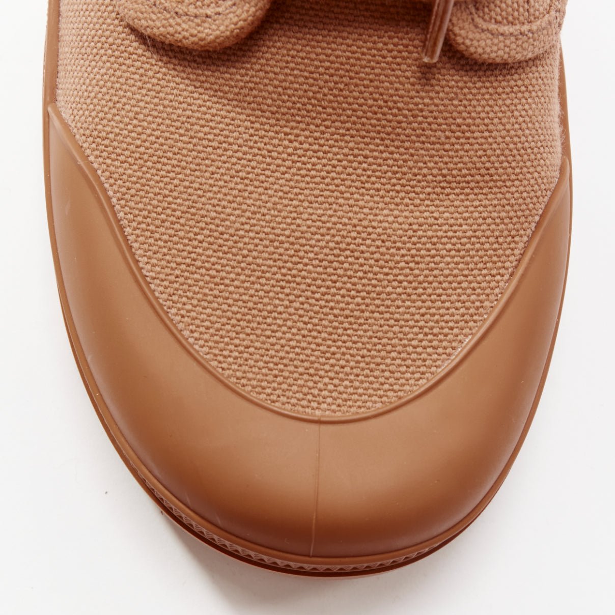 Celine Patapan - Detail 1