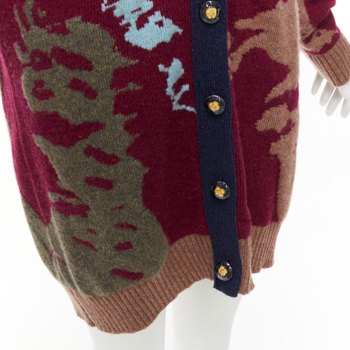 Barrie Landscape Intarsia Cardigan - Image 10