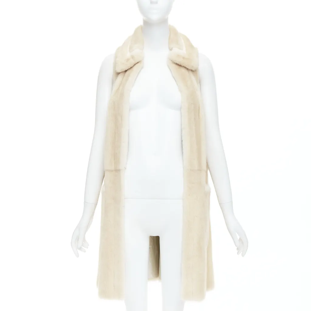 Fendi Beige Fur Metallic Vest Beige Fur Very good - Inside View