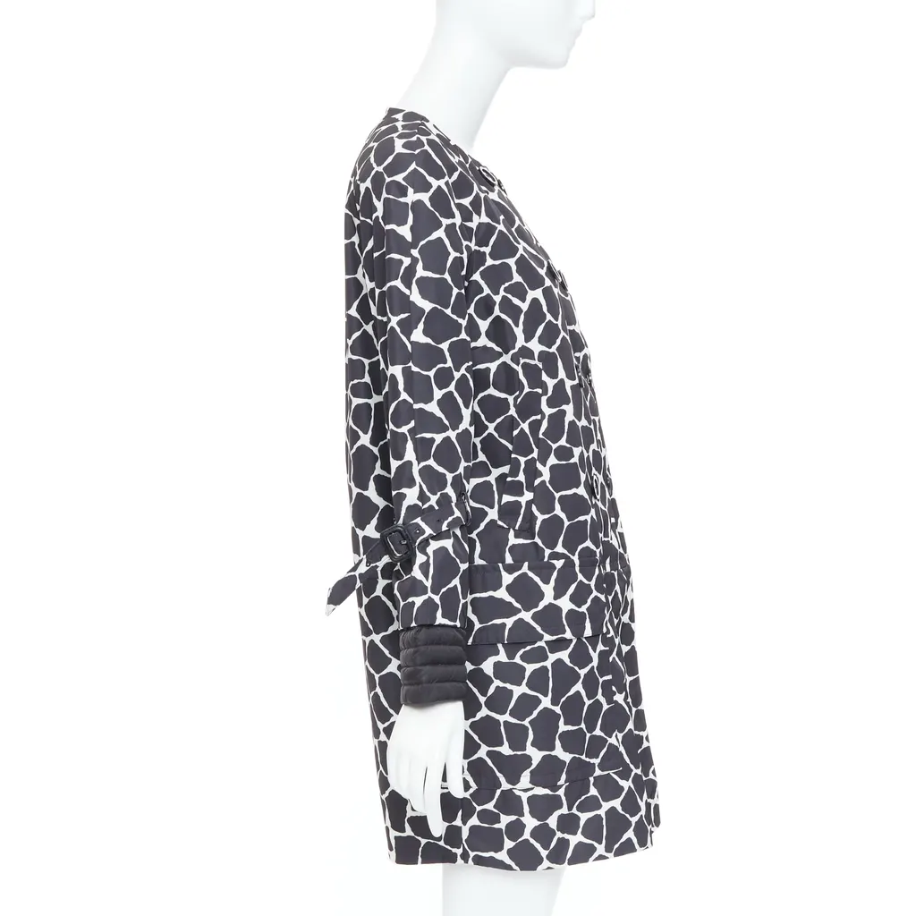 Moncler Chagall Giubotto Black Polyamide Very good - Box View