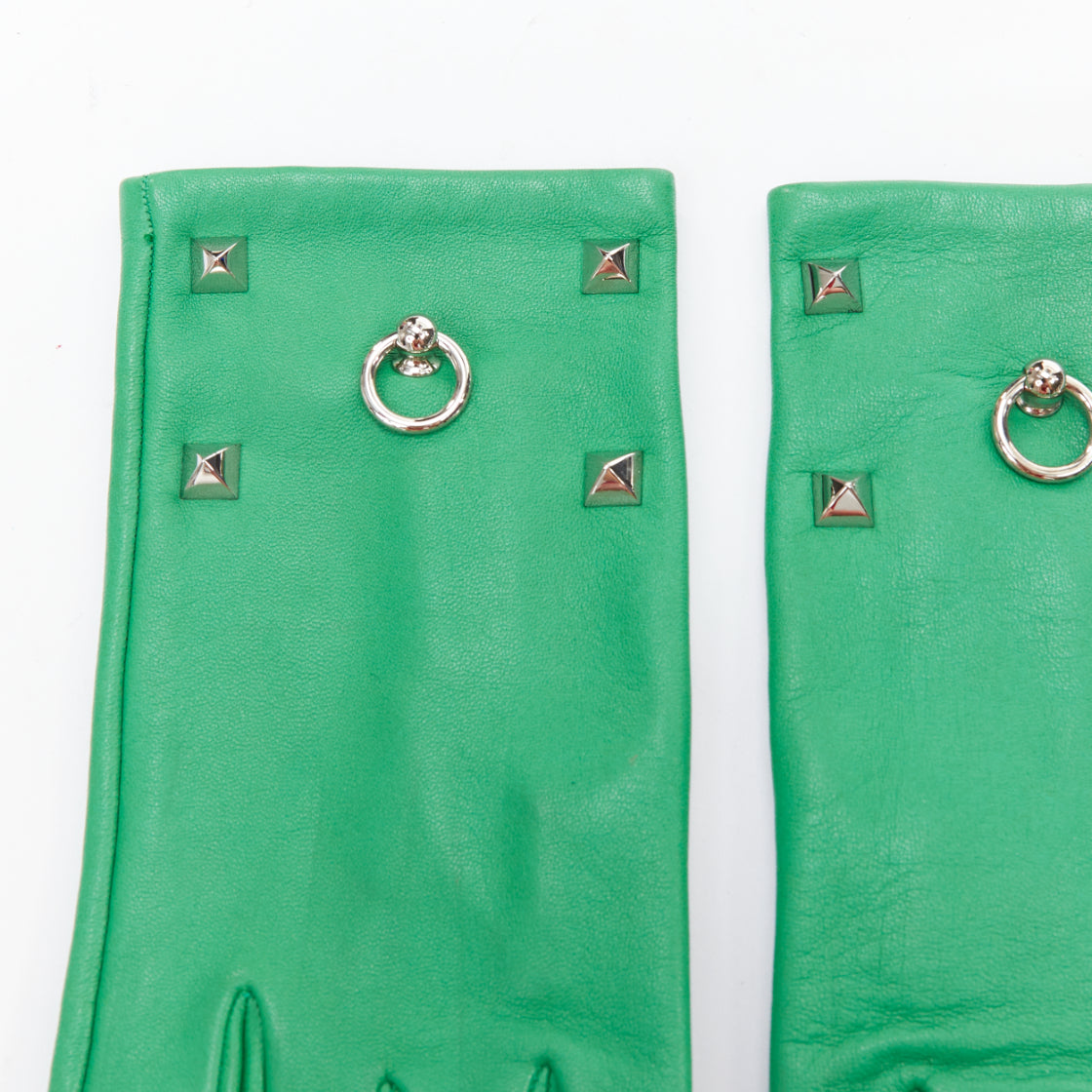 Hermès Pink Stud Gloves - Image 6