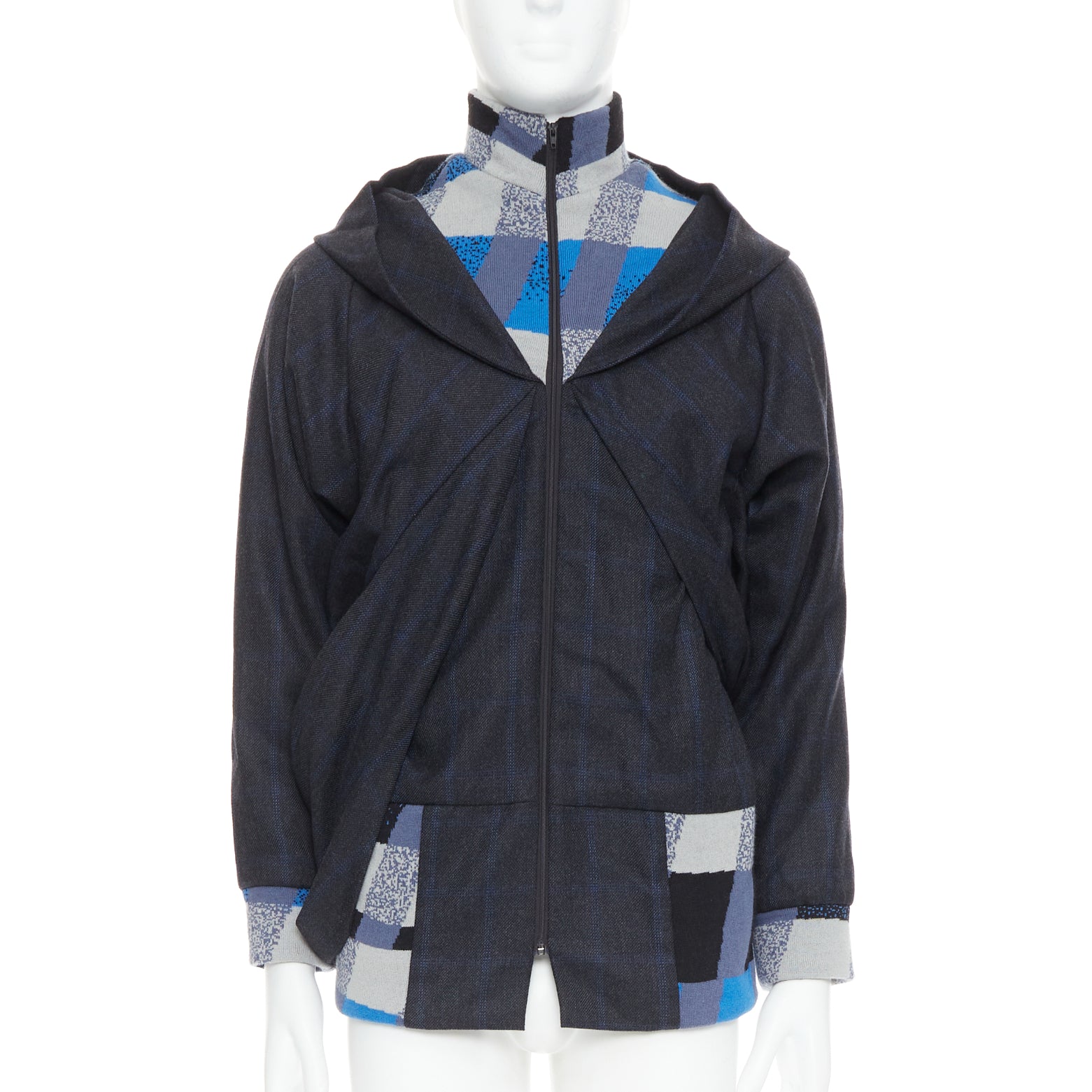 Unsigned / متعددة Geometric Wool Jacket