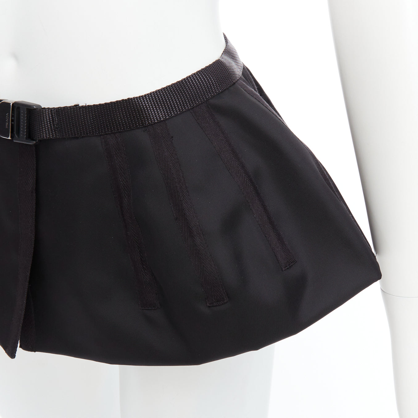 Prada Medusa Oval Black Belt - Detail 2