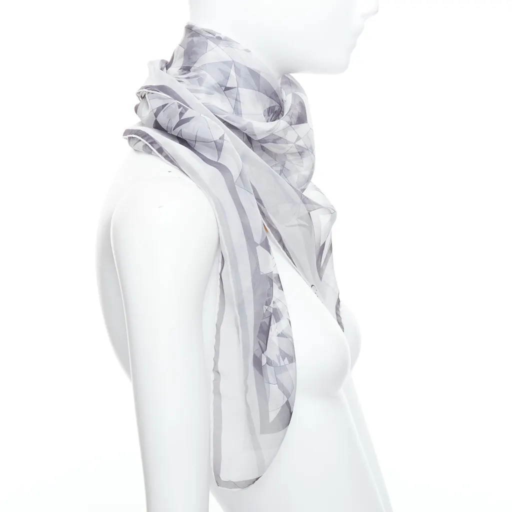 Cartier Diamond Cuts Scarf Grey Silk Never worn - Model View