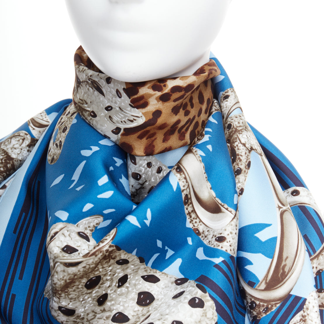 Cartier Leopard Ring Scarf - Detail 2