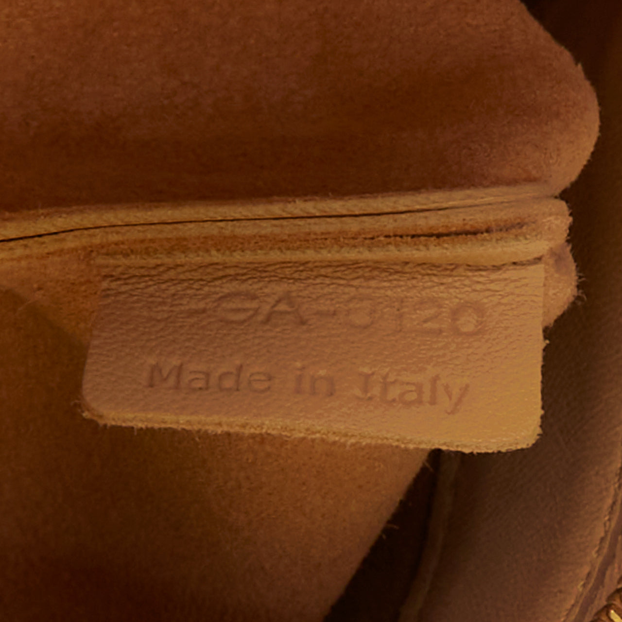 Celine Cabas Vertical - Image 13