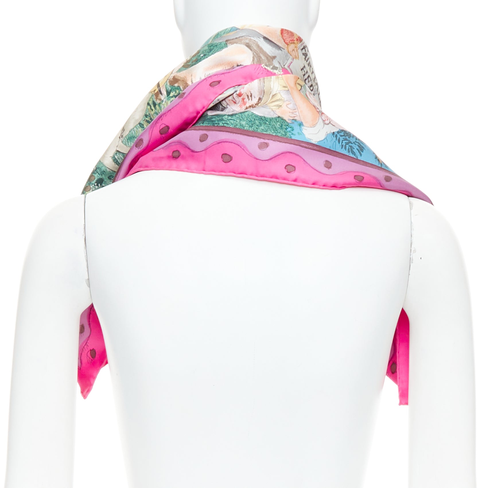 Hermès Carre 90cm - Side view