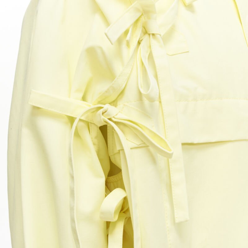 Louis Vuitton Yellow Tie Parka - Detail 2