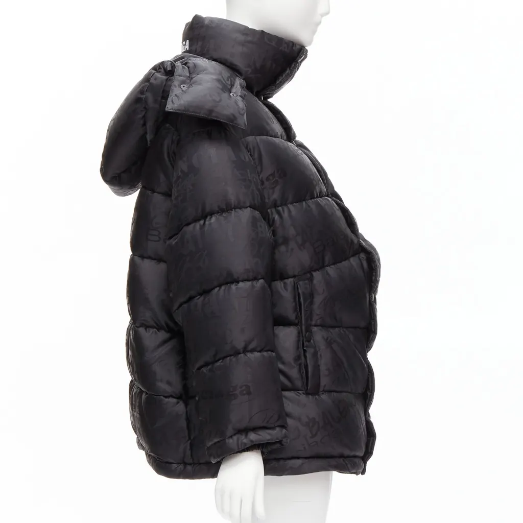 Balenciaga Black Swing Puffer Black Polyester Never worn, with tag - Model View