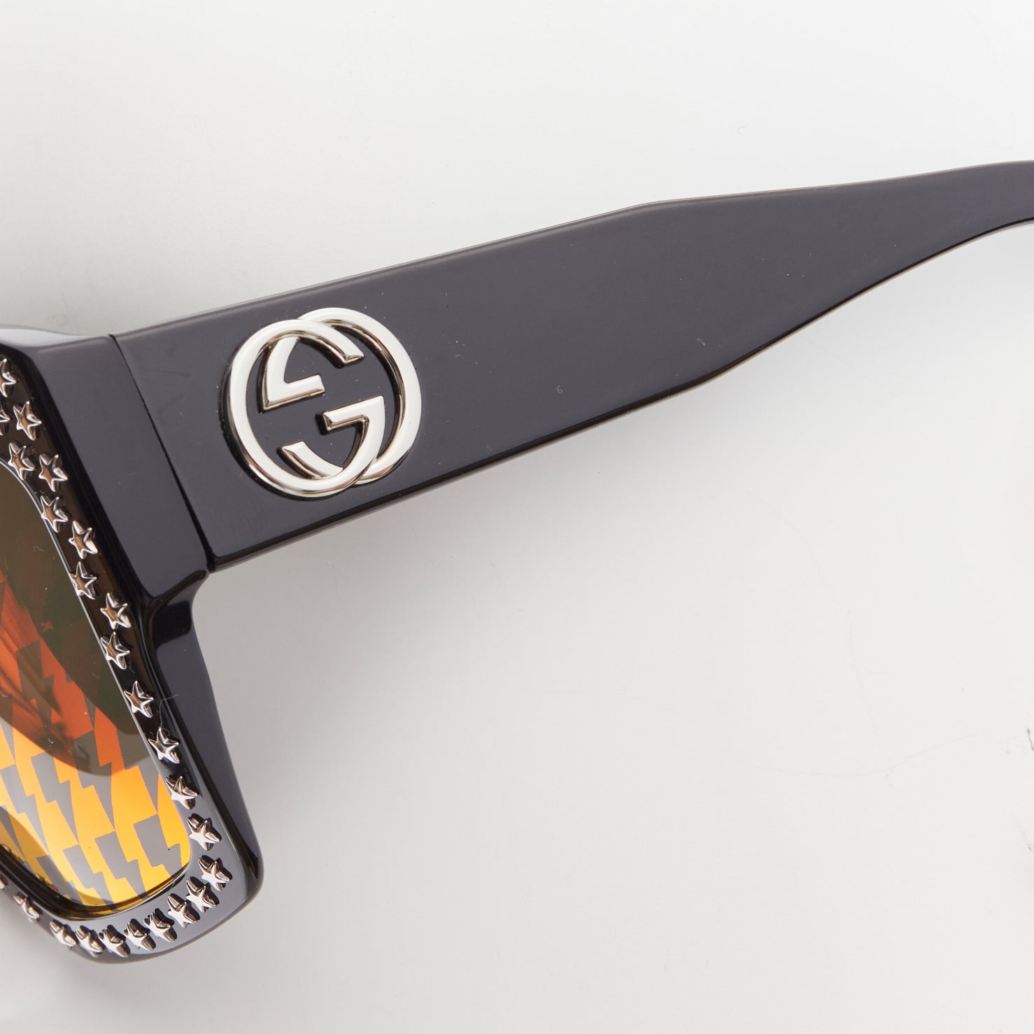 Gucci GG3870S - Back view