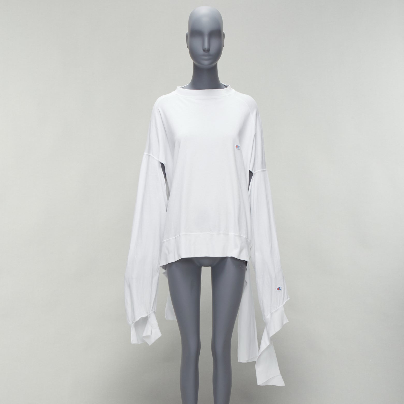 Vetements Logo Tape Sweatshirt - Image 11