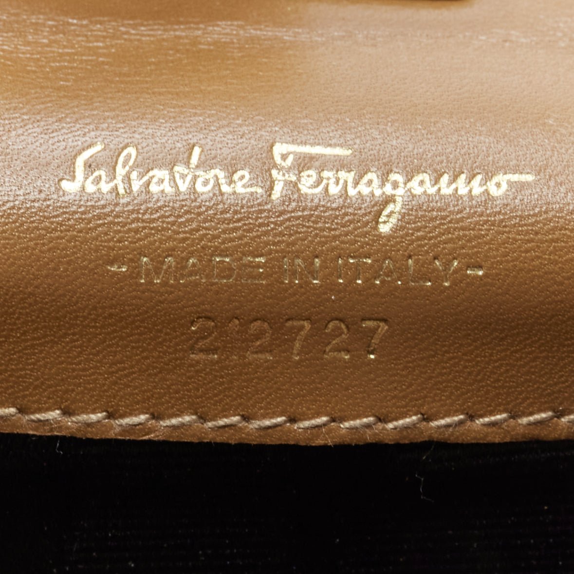 Salvatore Ferragamo Gancini - Image 12