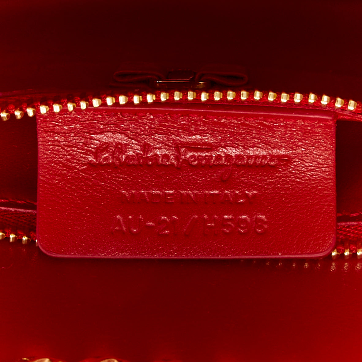 Salvatore Ferragamo Vara - Image 13
