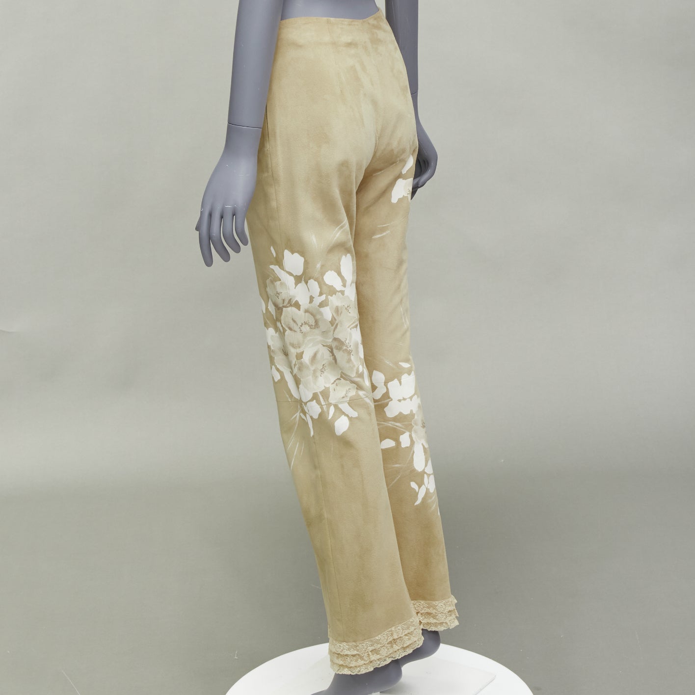 Valentino Garavani Painted Suede Pants - Detail 1