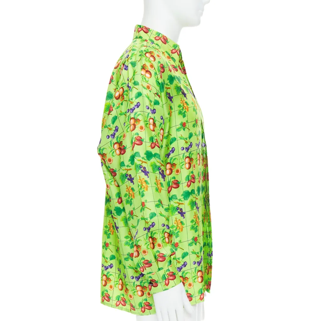 Versace Fruit Silk Shirt Green Silk Never worn - Model View