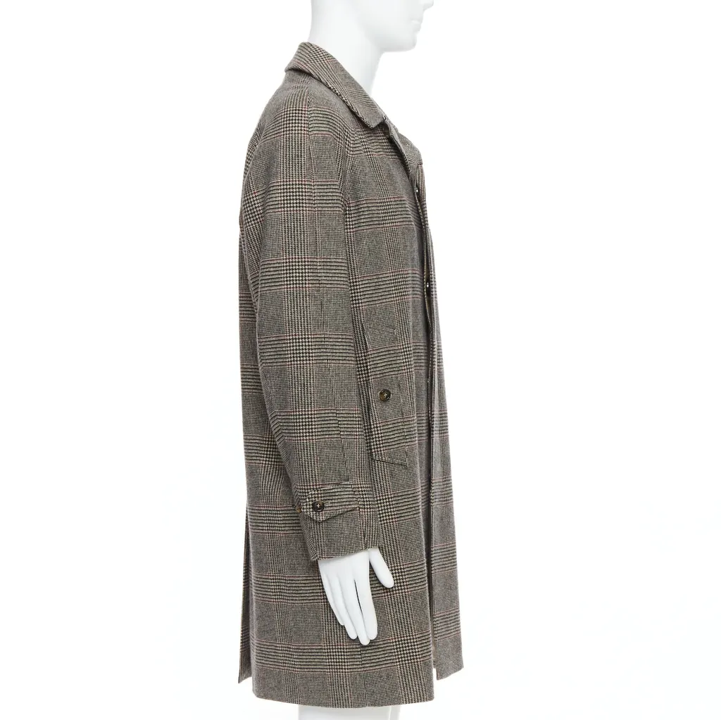 Loro Piana Green Herringbone Coat Beige Cashmere Never worn - Model View