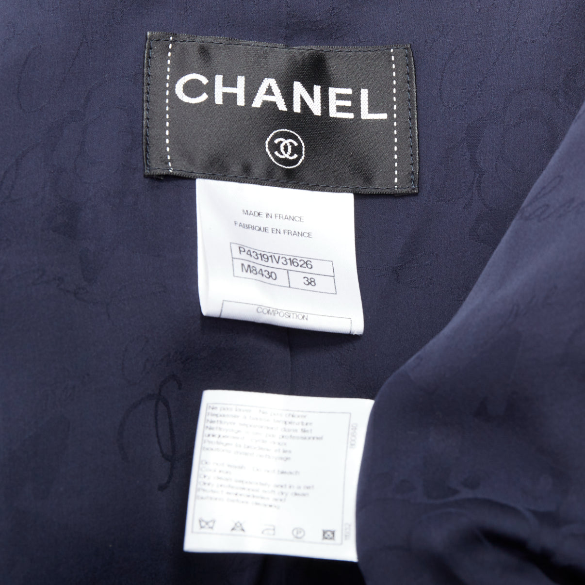 Chanel Navy Tweed Jacket - Image 11