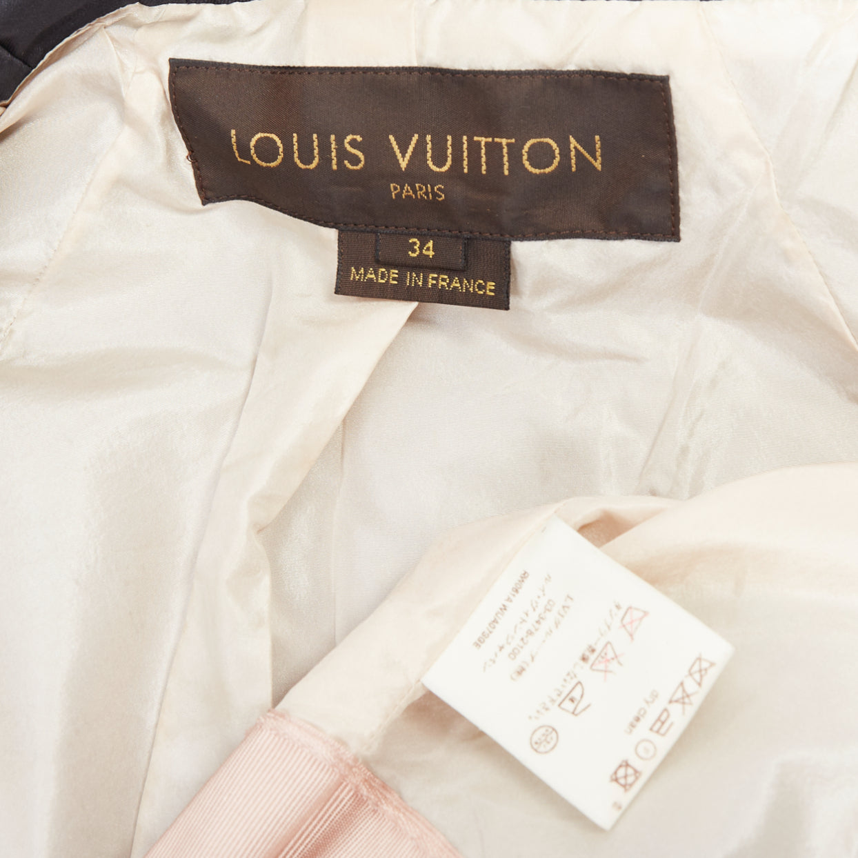 Louis Vuitton Black Silk Jacket - Image 11
