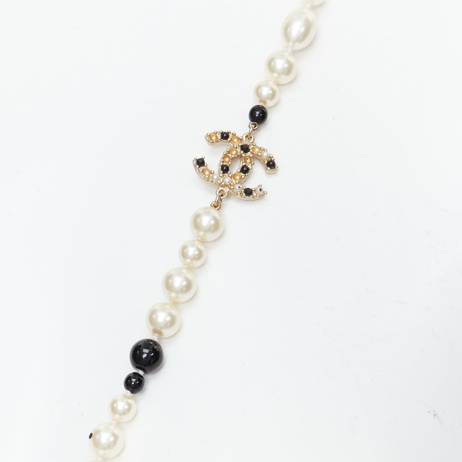 Chanel Camelia Pearl Necklace - Image 6