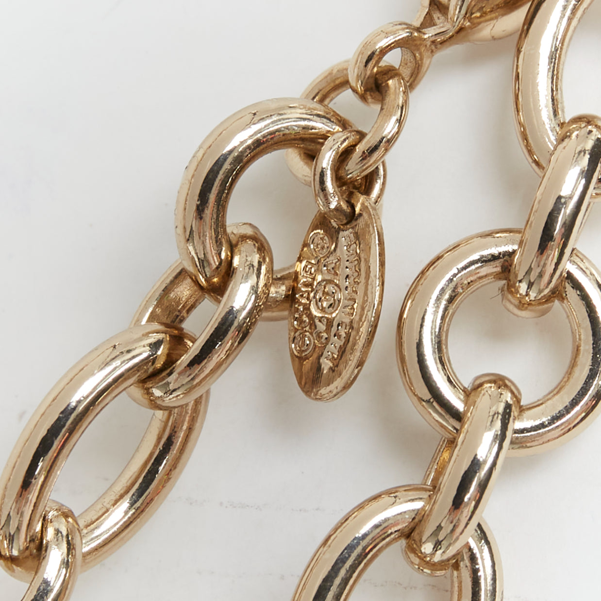 Chanel CC Globe Chain Belt - Side view