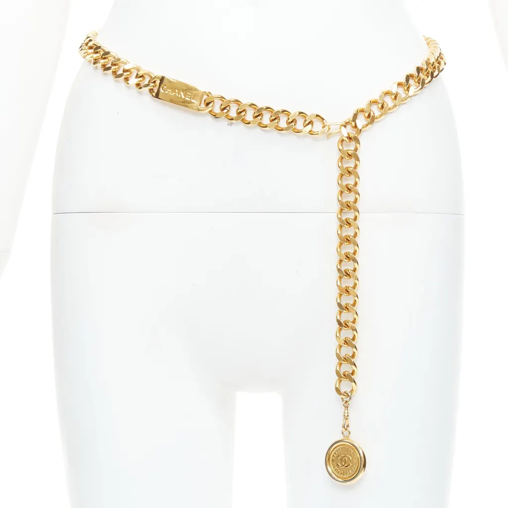 Chanel CC Coin Chain Belt Gold Metal Very good - Front View