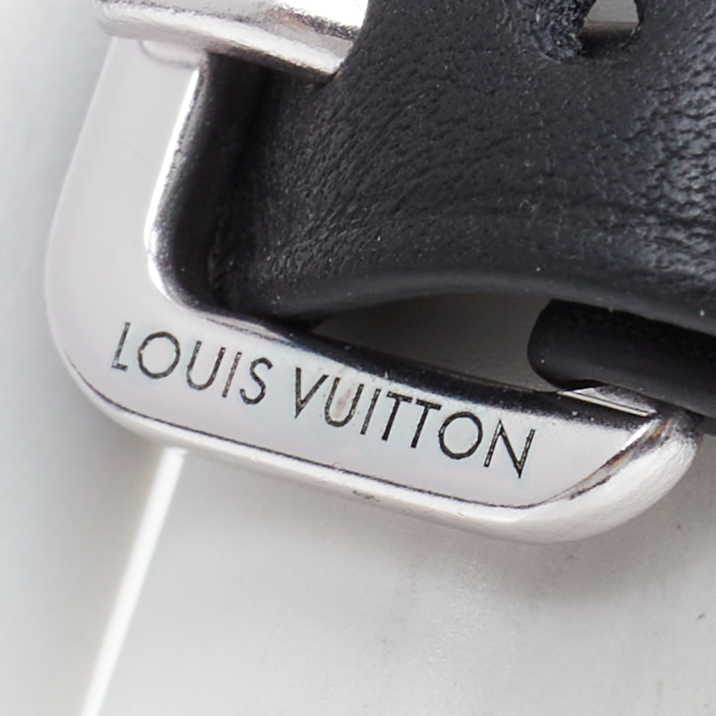 Louis Vuitton Black Leather Silver Ring - Image 6