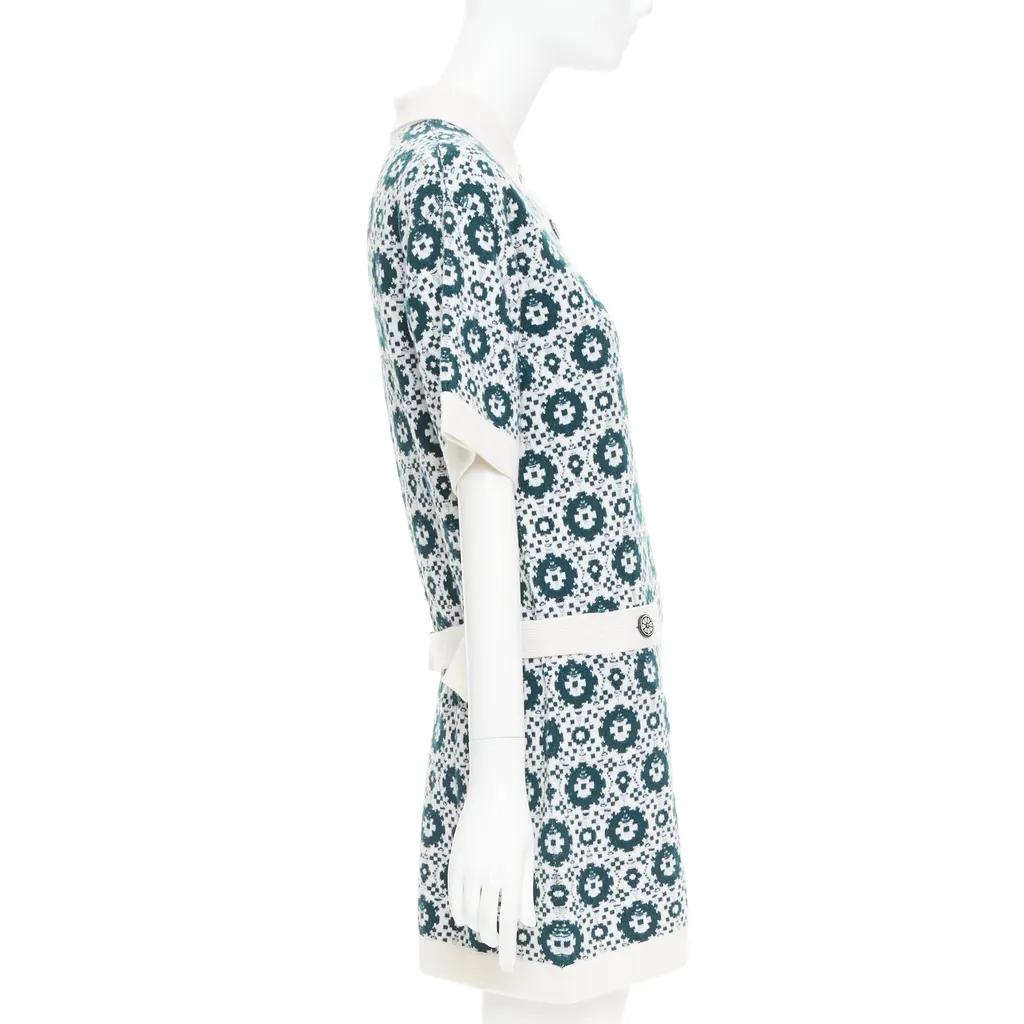Chanel Mosaic Polo Dress Green Cashmere Very good - Model View