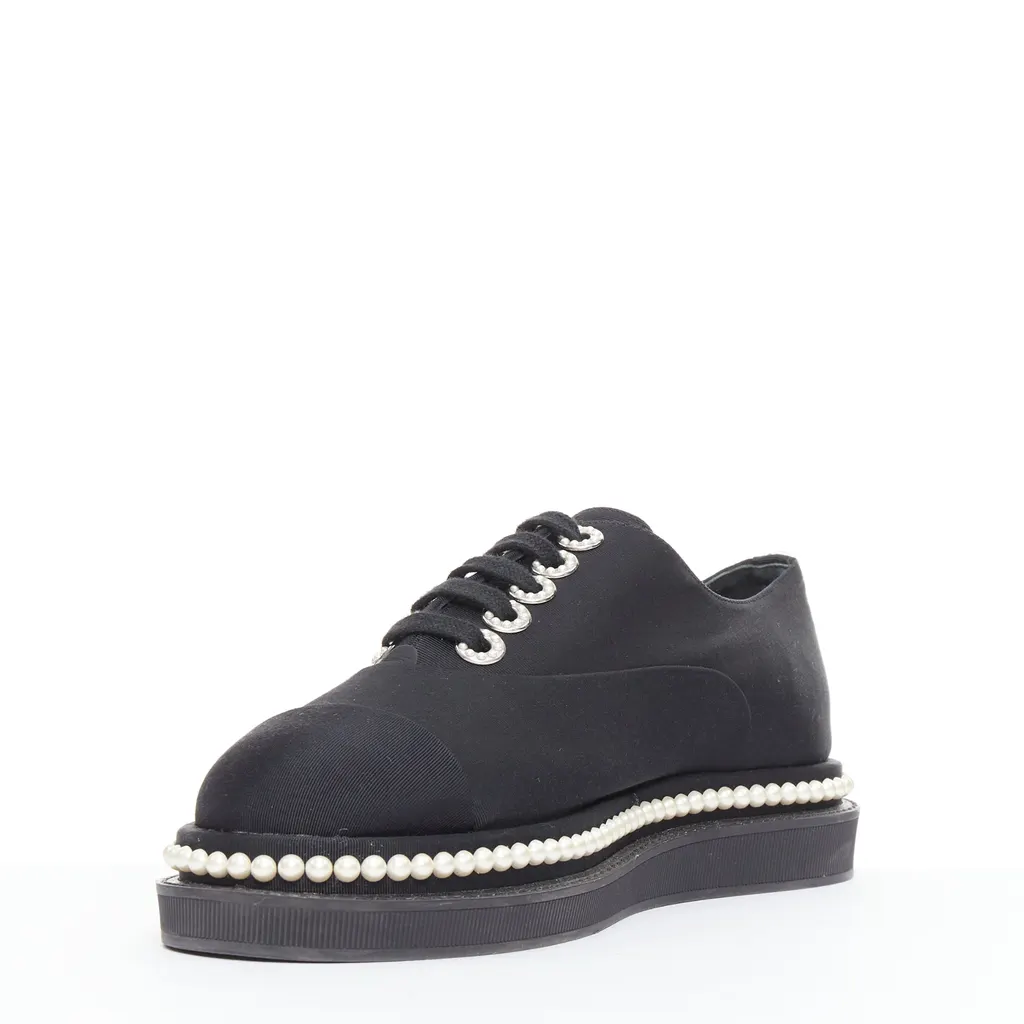 Chanel Pearl Trim Oxfords Black Very good - Model View