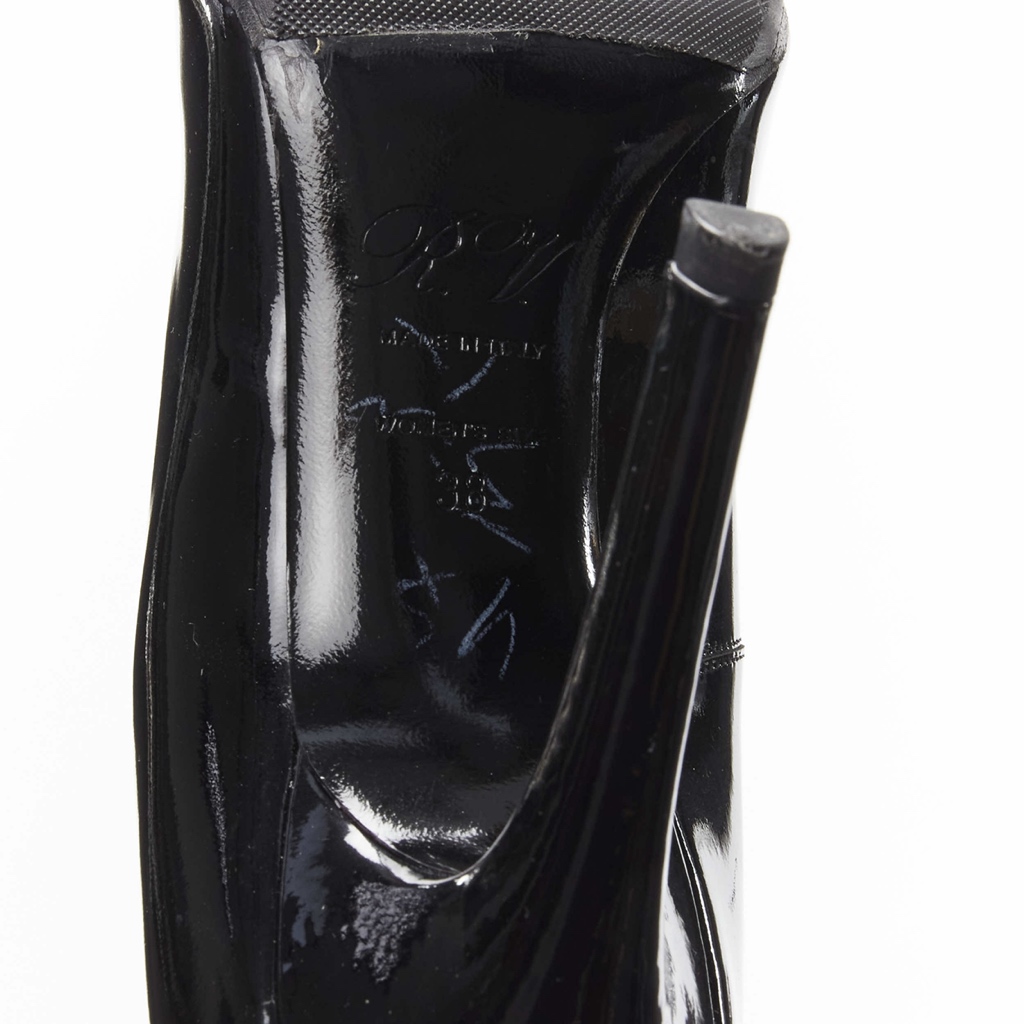 Roger Vivier Buckle Curved Pumps - Image 12