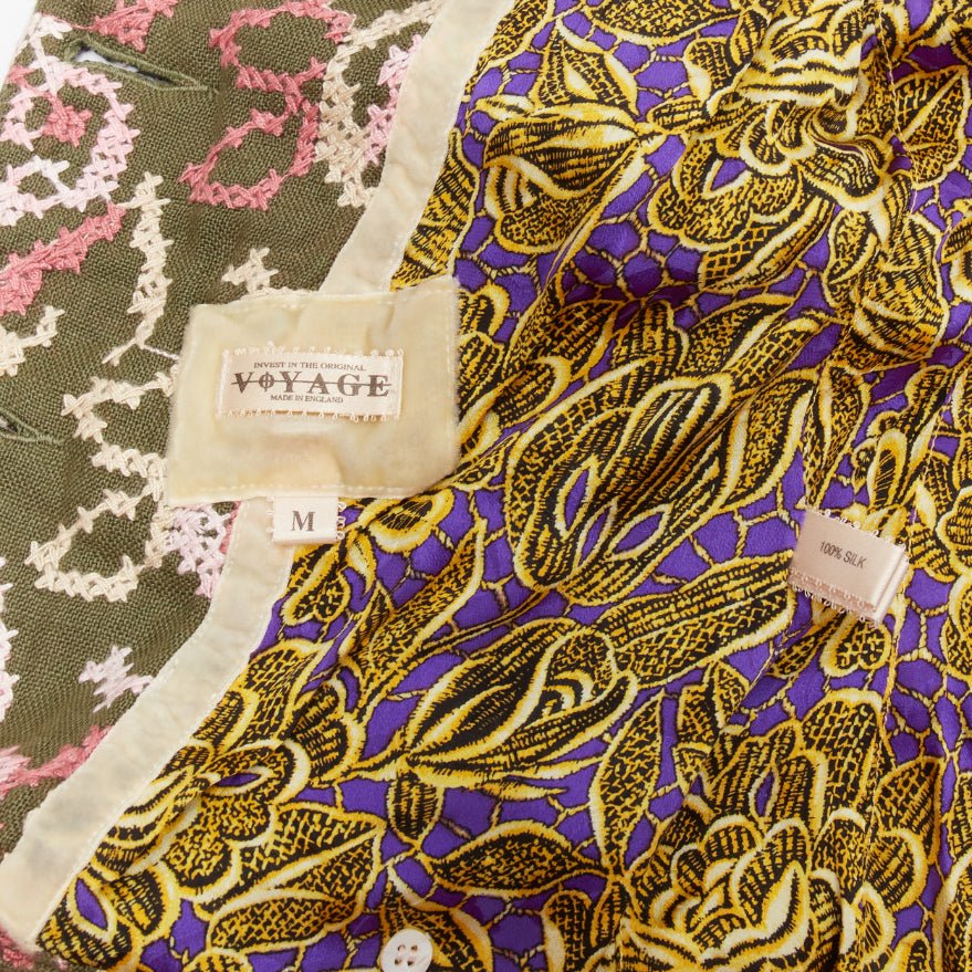 Unsigned / متعددة Silk Embellished Blazer - Image 11