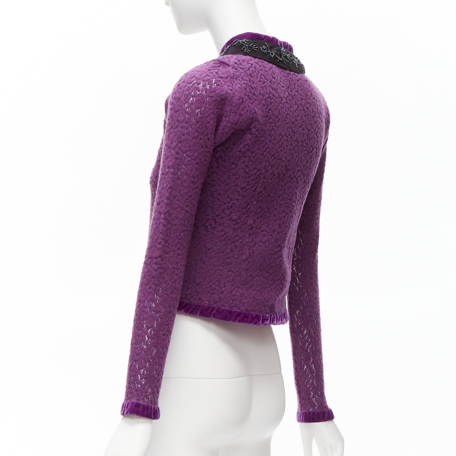 Unsigned / متعددة Lace Velvet Cardigan - Detail 2