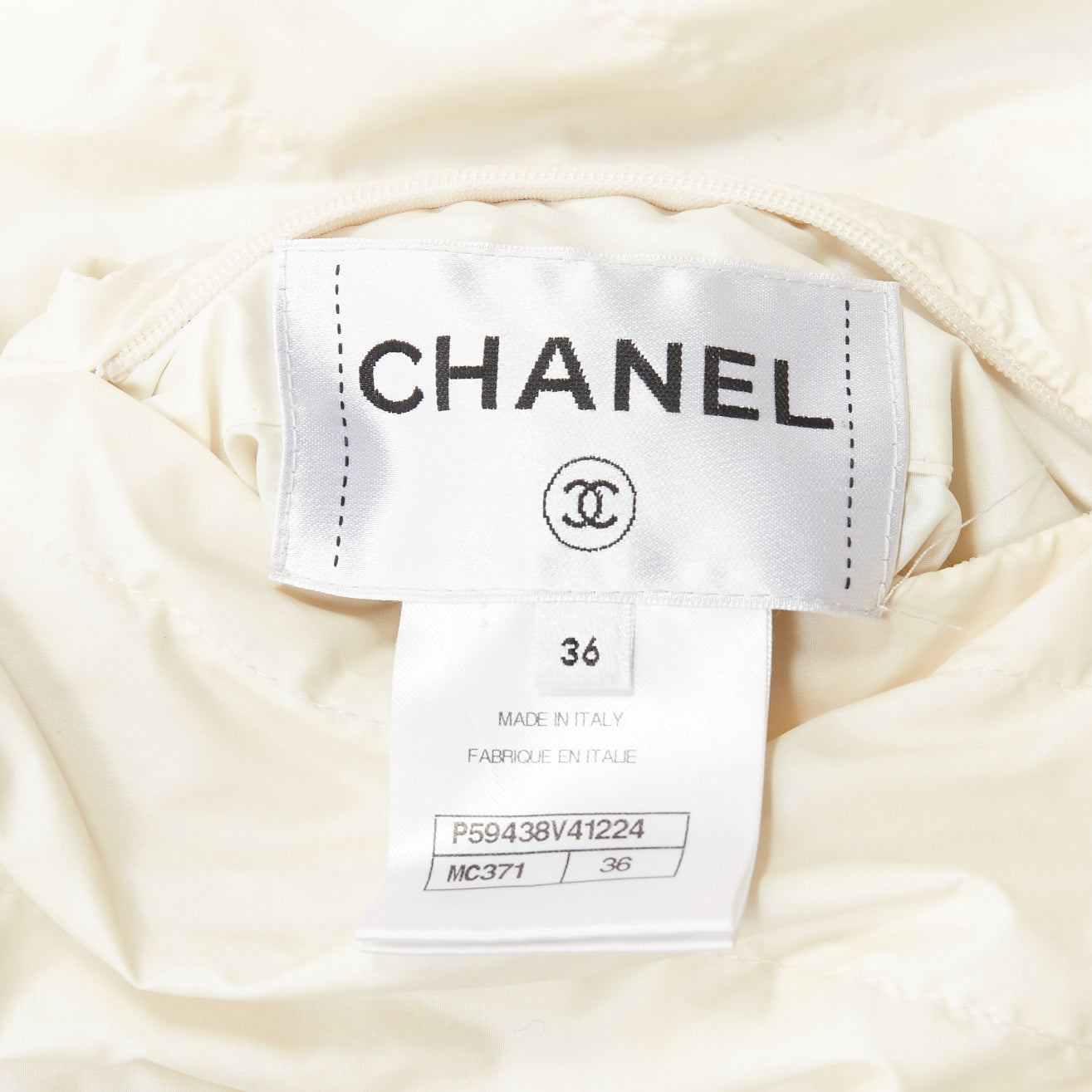 Chanel Reversible Tweed Puffer Coat - Image 11