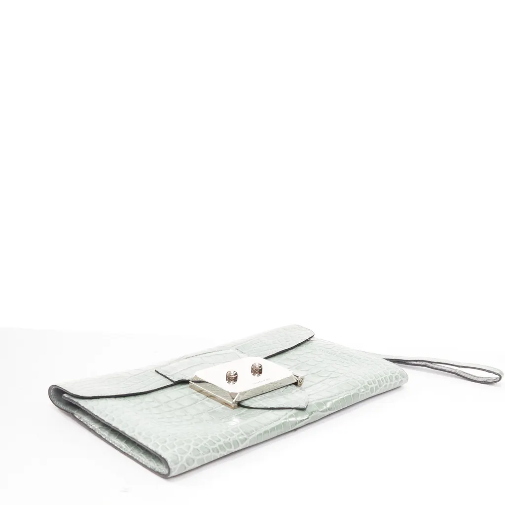 Hermès Goodlock Green Leather Good - Box View