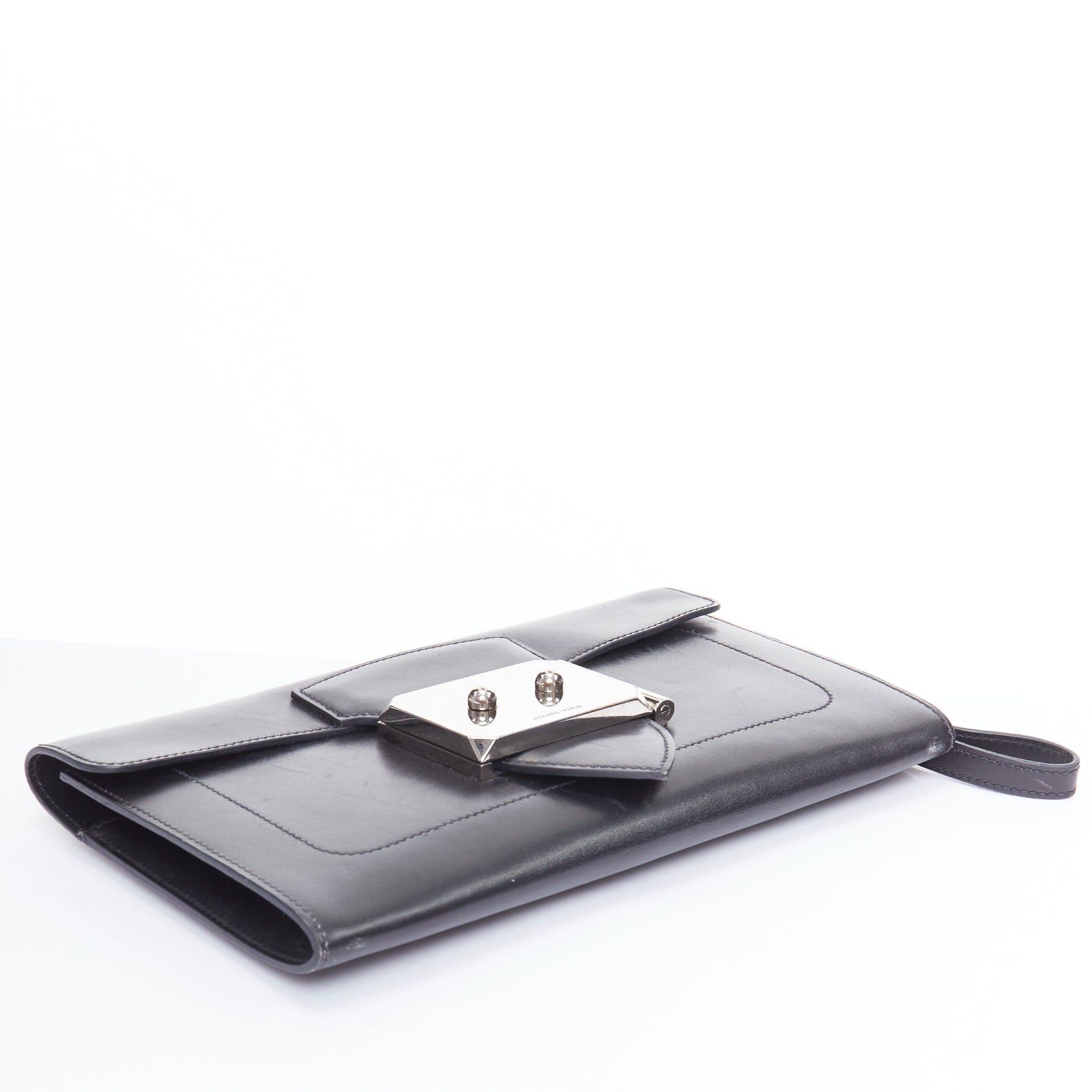 Hermès Goodlock Box - Side view