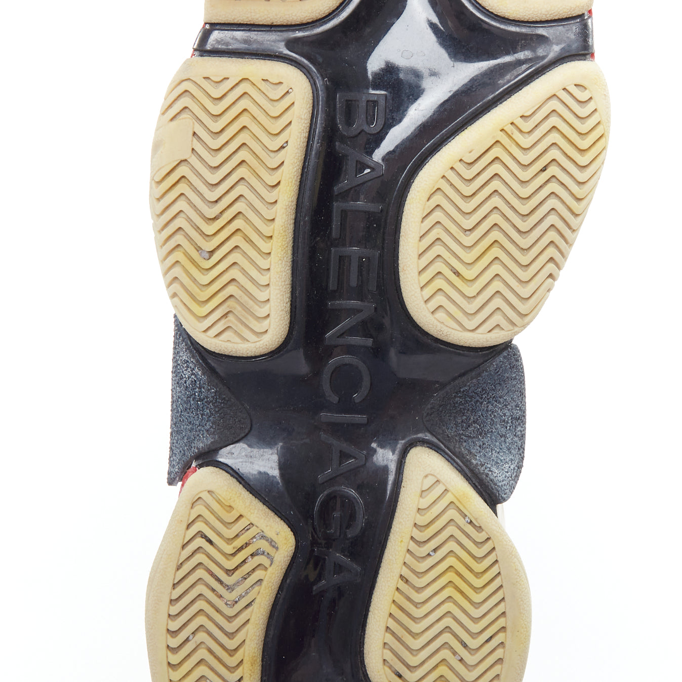 Balenciaga Triple S - Image 12